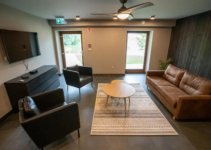 Gator ヴィラ Zsibrik